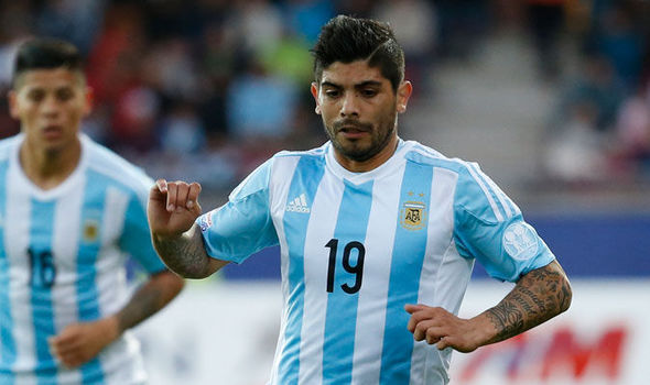 Manchester United transfer news: Late move for Ever Banega? | Football | Sport | Express.co.uk
